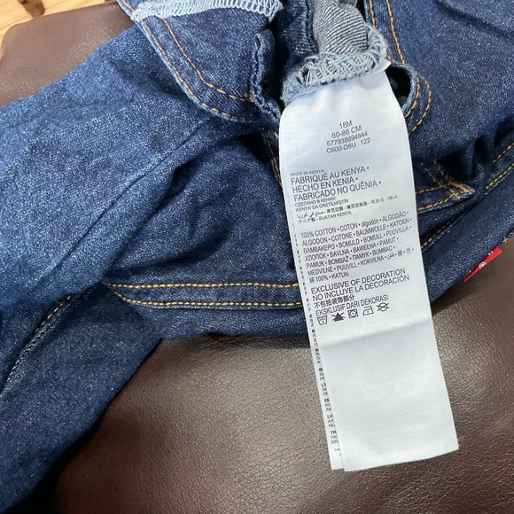 Levis denim overall - Picture 12 of 12